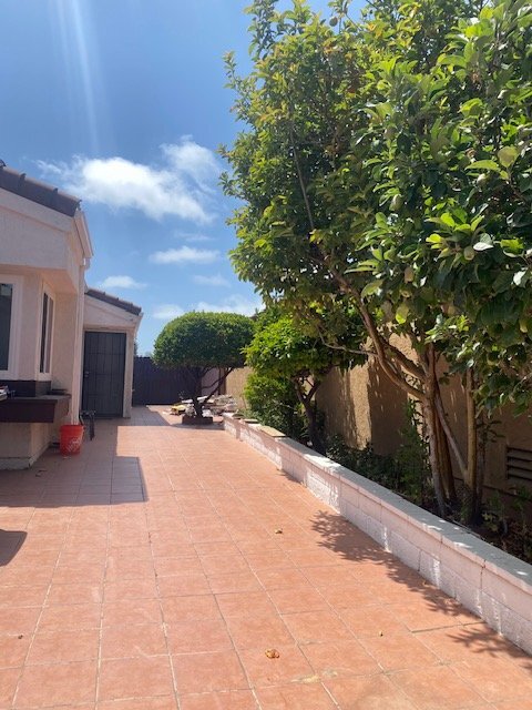 4433 Logan Ave San Diego, CA 92113
