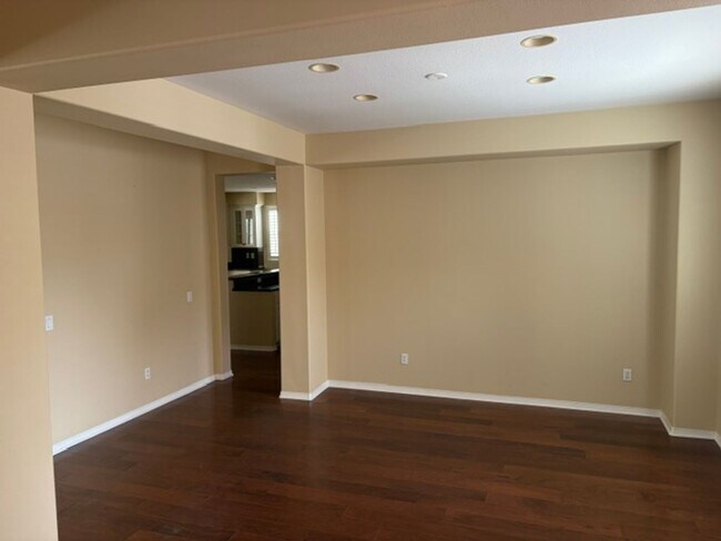 45486 Olive Ct Temecula, CA 92592 photo 3