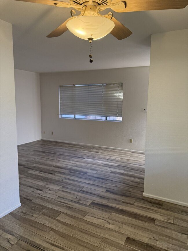 4809 S La Rosa Dr Tempe, AZ 85282 photo 5