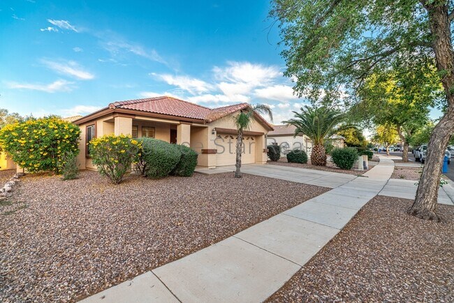 3952 E Maplewood St Gilbert, AZ 85297 photo 3