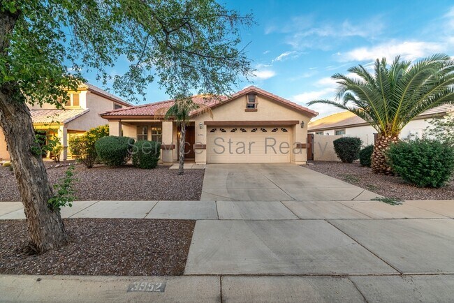 3952 E Maplewood St Gilbert, AZ 85297 photo 2