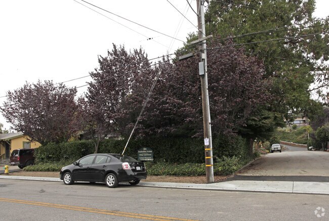 Soquel Village Apartments photo 2