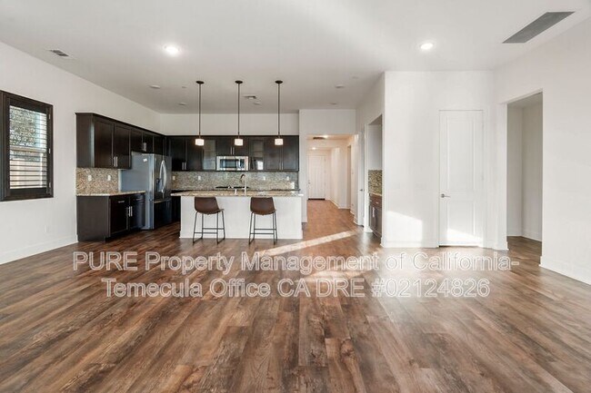 31035 Calle Cercal Winchester, CA 92596 photo 3
