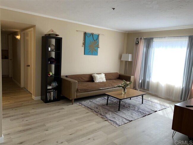 5990 Dandridge Ln San Diego, CA 92115