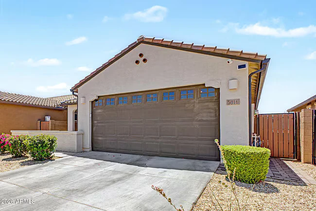 5816 N 90th Dr Glendale, AZ 85305 photo 4