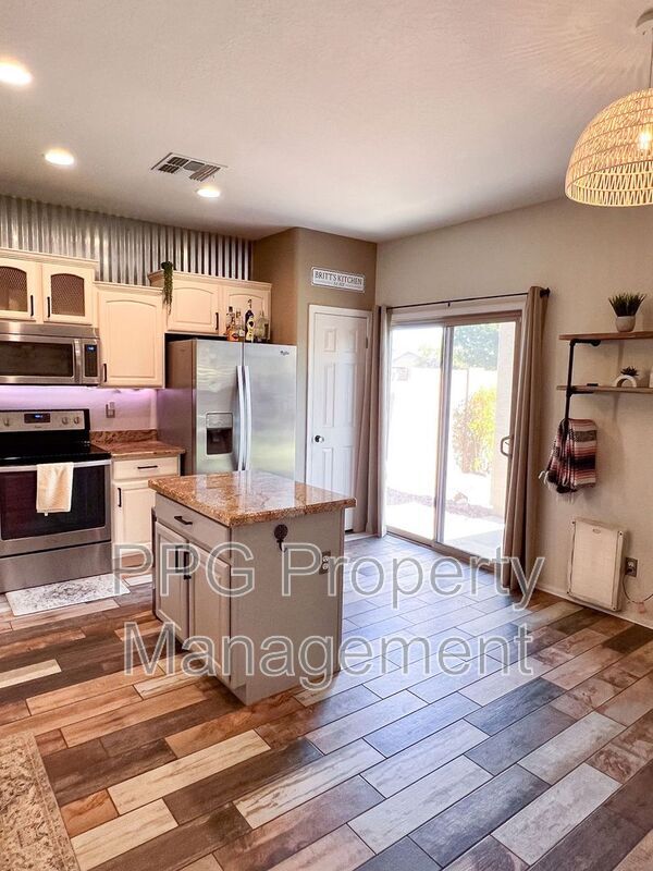 17225 W Carmen Dr Surprise, AZ 85388 photo 5