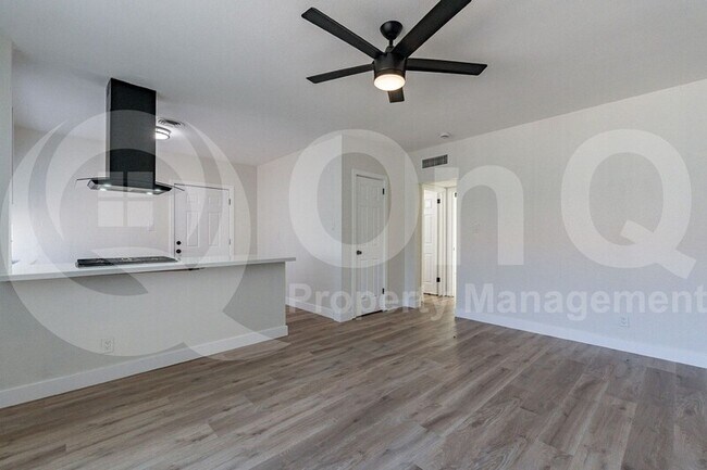 3923 N Longview Ave Phoenix, AZ 85014 photo 5