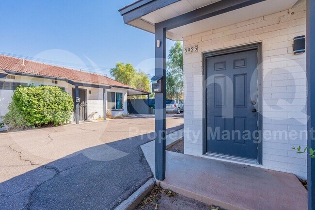 3923 N Longview Ave Phoenix, AZ 85014 photo 4