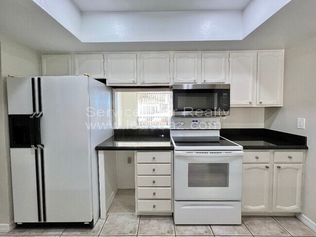 1762 W Isleta Ave Mesa, AZ 85202 photo 3