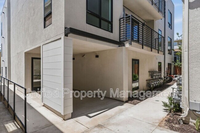4364 Alabama St San Diego, CA 92104 photo 2