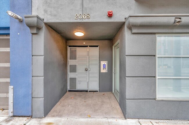 2068 3rd St San Francisco, CA 94107 photo 3