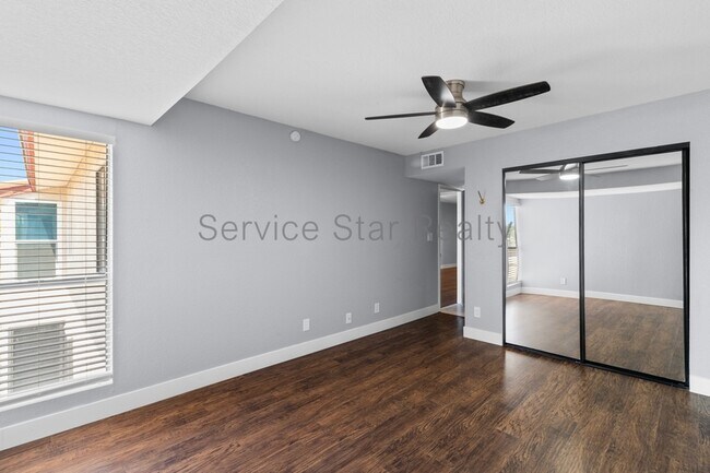 4211 E Palm Ln Phoenix, AZ 85008 photo 3