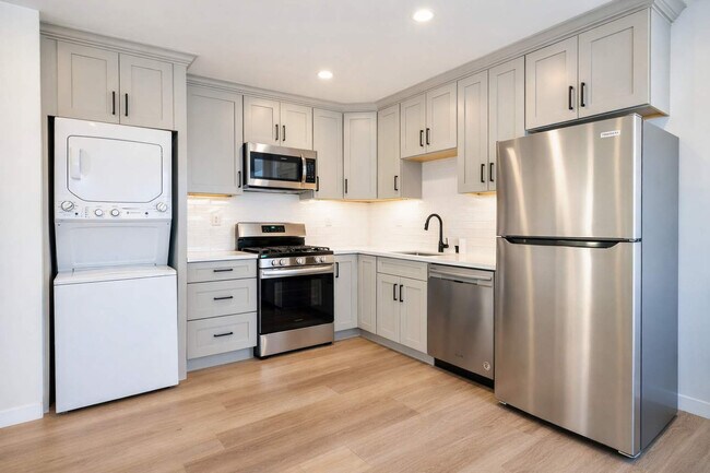 937 Missouri St San Diego, CA 92109 photo 4