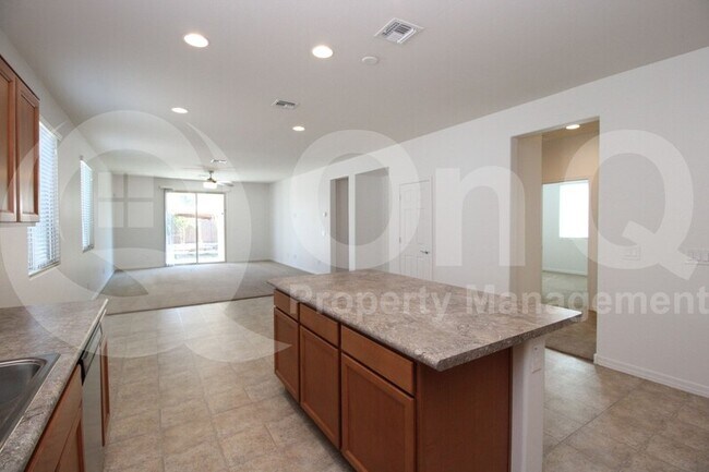 123 S 191st Dr Buckeye, AZ 85326 photo 4