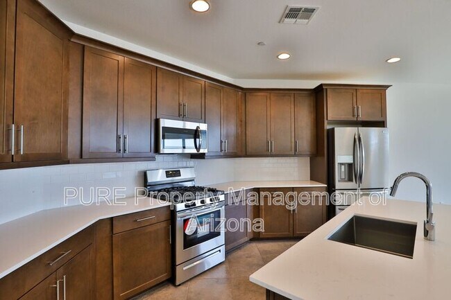 12537 W Calle De Baca Peoria, AZ 85383 photo 5