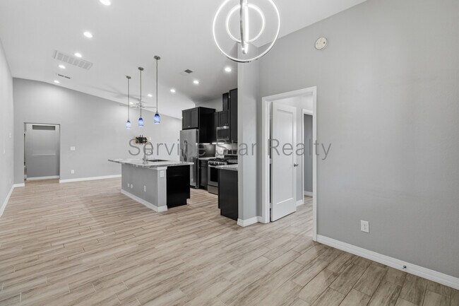 1556 W 5th St Tempe, AZ 85281 photo 5