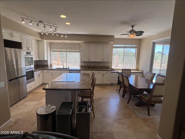 13065 E Shangri La Rd Scottsdale, AZ 85259 photo 2