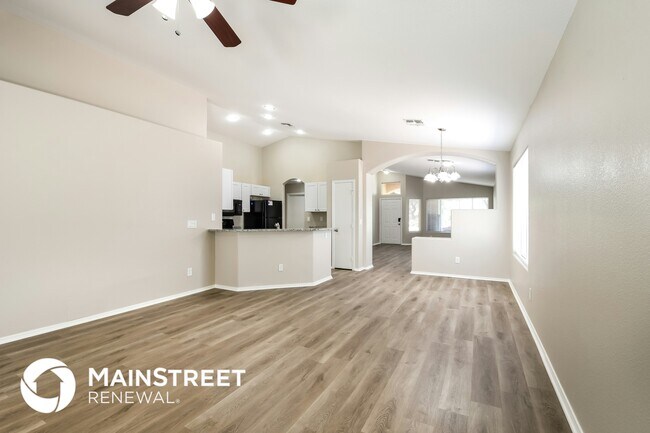 20311 N 81st Dr Peoria, AZ 85382 photo 4