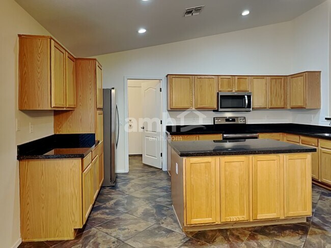 15912 W Carmen Dr Surprise, AZ 85374 photo 5