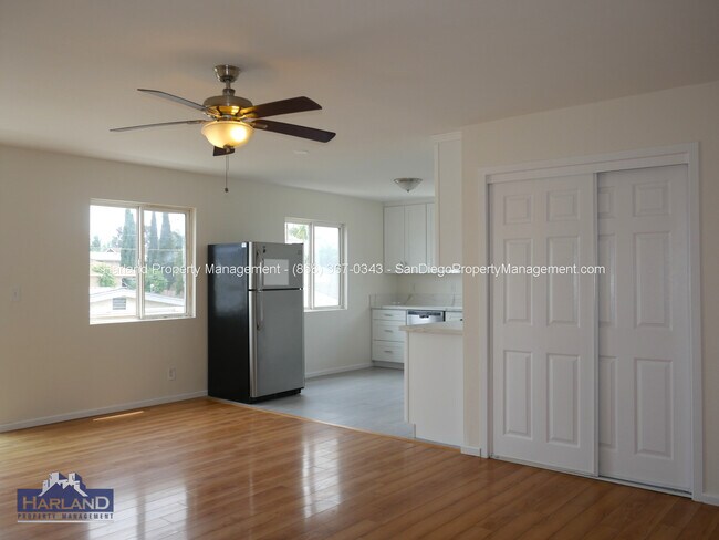 4810-4812 68th St San Diego, CA 92115 photo 4