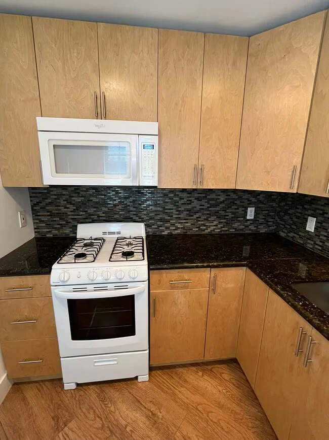 515 Mission Ave San Rafael, CA 94901 photo 4