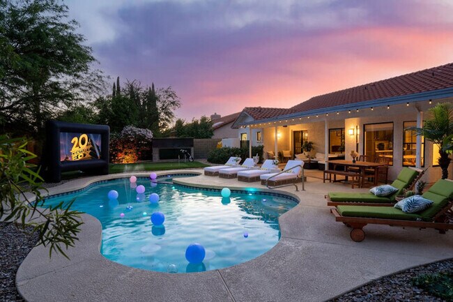 5655 E Anderson Dr Scottsdale, AZ 85254 photo 2