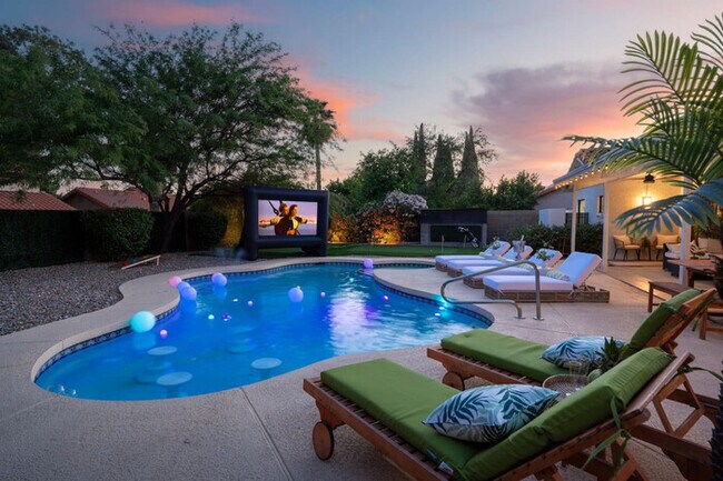 5655 E Anderson Dr Scottsdale, AZ 85254 photo 4
