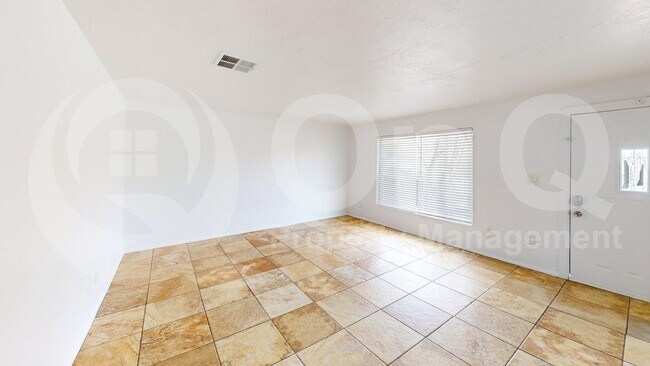 9803 N 7th Ave Phoenix, AZ 85021 photo 4
