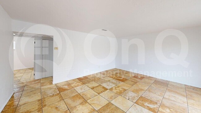 9803 N 7th Ave Phoenix, AZ 85021 photo 5
