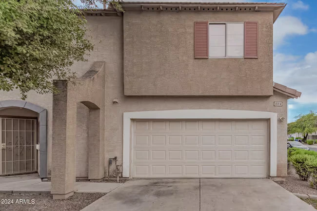 1371 S Boulder St Gilbert, AZ 85296 photo 2