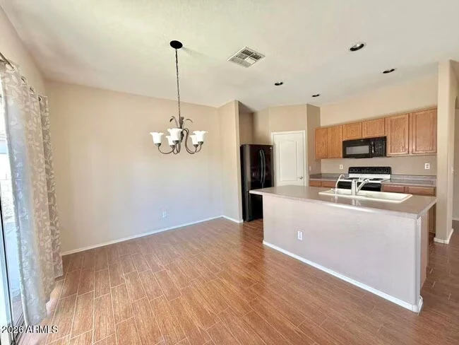 6450 S Nash Way Chandler, AZ 85249 photo 5