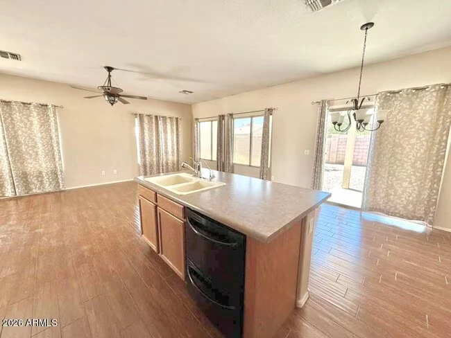 6450 S Nash Way Chandler, AZ 85249 photo 4