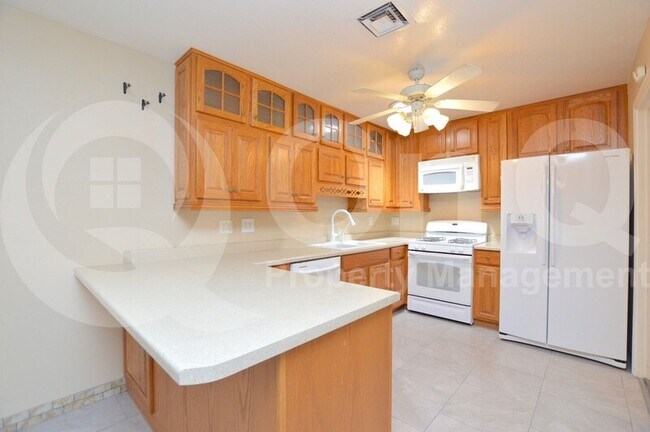 1927 E Emerald Ave Mesa, AZ 85204 photo 3