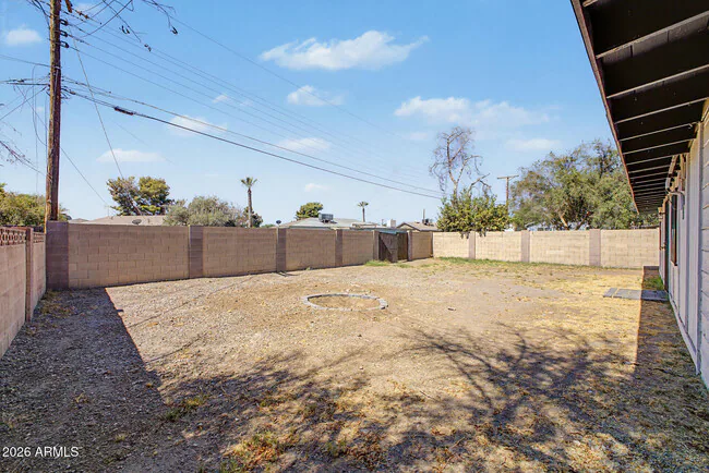3143 W Glendale Ave Phoenix, AZ 85051 photo 5