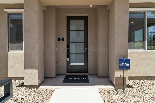2121 W Sonoran Desert Dr Phoenix, AZ 85085 photo 2