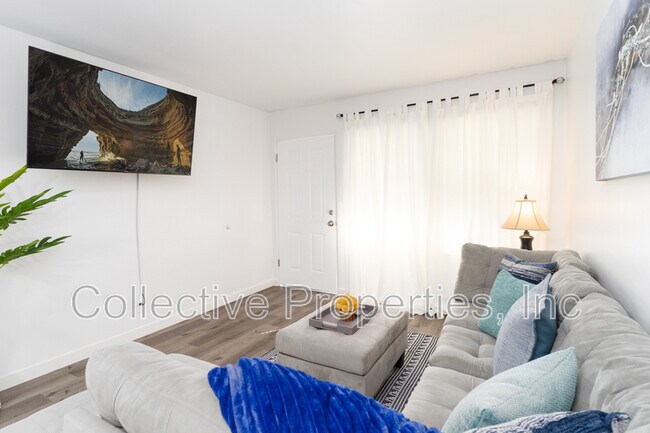 3126 Cañon St San Diego, CA 92106 photo 3