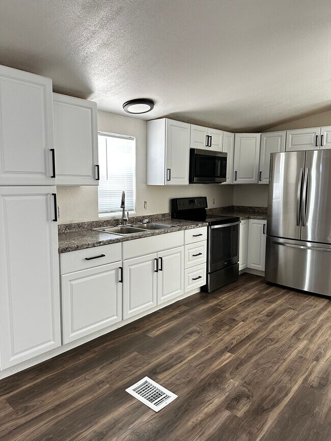 671 S Central Ave Florence, AZ 85132 photo 4