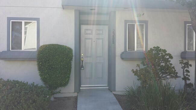 2208 Kings View Cir Spring Valley, CA 91977 photo 4