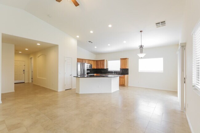 9127 W Elwood St Tolleson, AZ 85353 photo 5