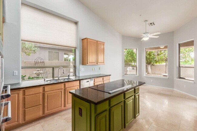 12591 E Paradise Dr Scottsdale, AZ 85259 photo 2