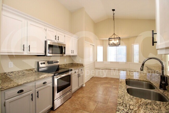 682 N El Dorado Dr Gilbert, AZ 85233 photo 3