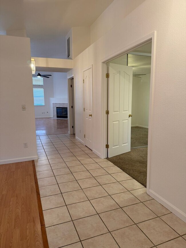 5331 Navajo Way Antioch, CA 94531 photo 2