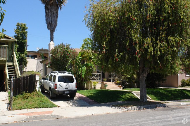 814-816 Sapphire St San Diego, CA 92109 photo 2
