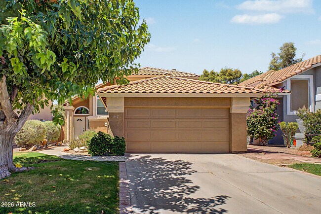 842 W Sun Coast Dr Gilbert, AZ 85233 photo 2
