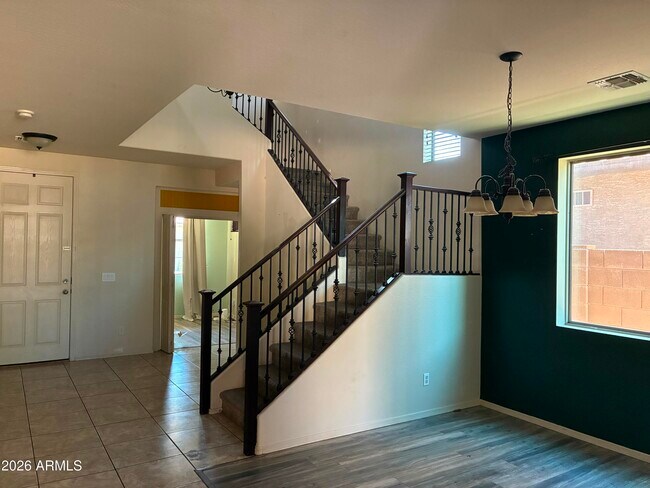 3340 S Sunland Dr Chandler, AZ 85248 photo 3