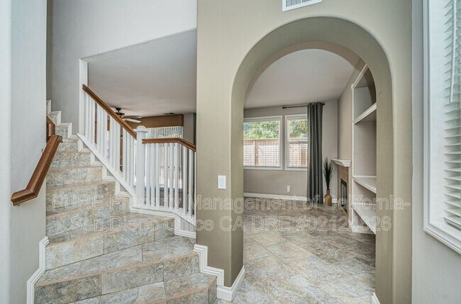 890 Yosemite Dr Chula Vista, CA 91914 photo 5