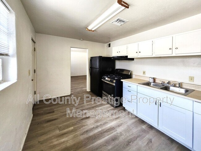 1915 E Osborn Rd Phoenix, AZ 85016 photo 3