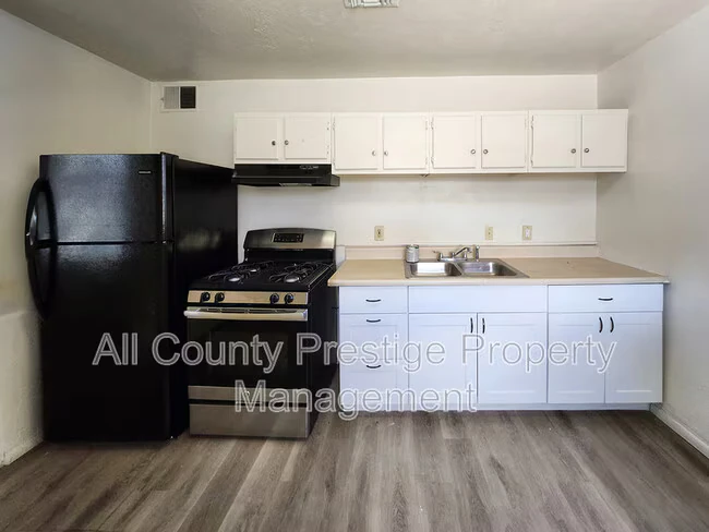 1915 E Osborn Rd Phoenix, AZ 85016 photo 4
