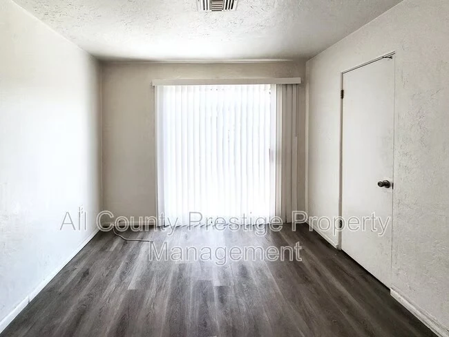 1915 E Osborn Rd Phoenix, AZ 85016 photo 5