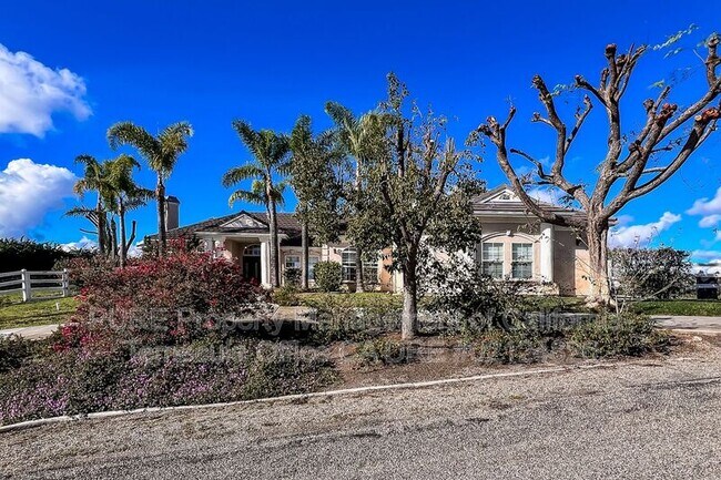 41723 Avenida Ortega Temecula, CA 92592 photo 3